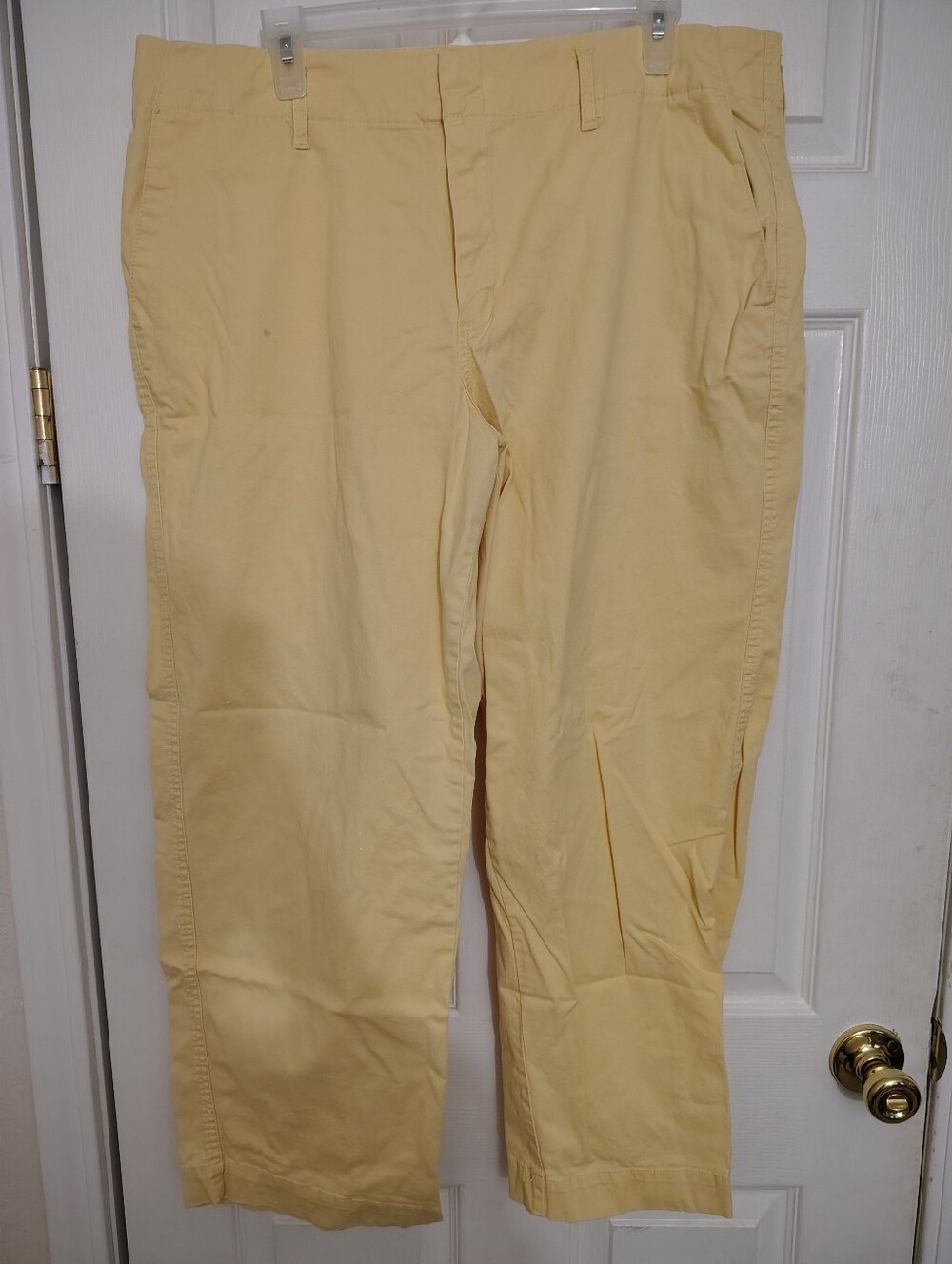 Women's Casual Chino Pants in Pale Yellow